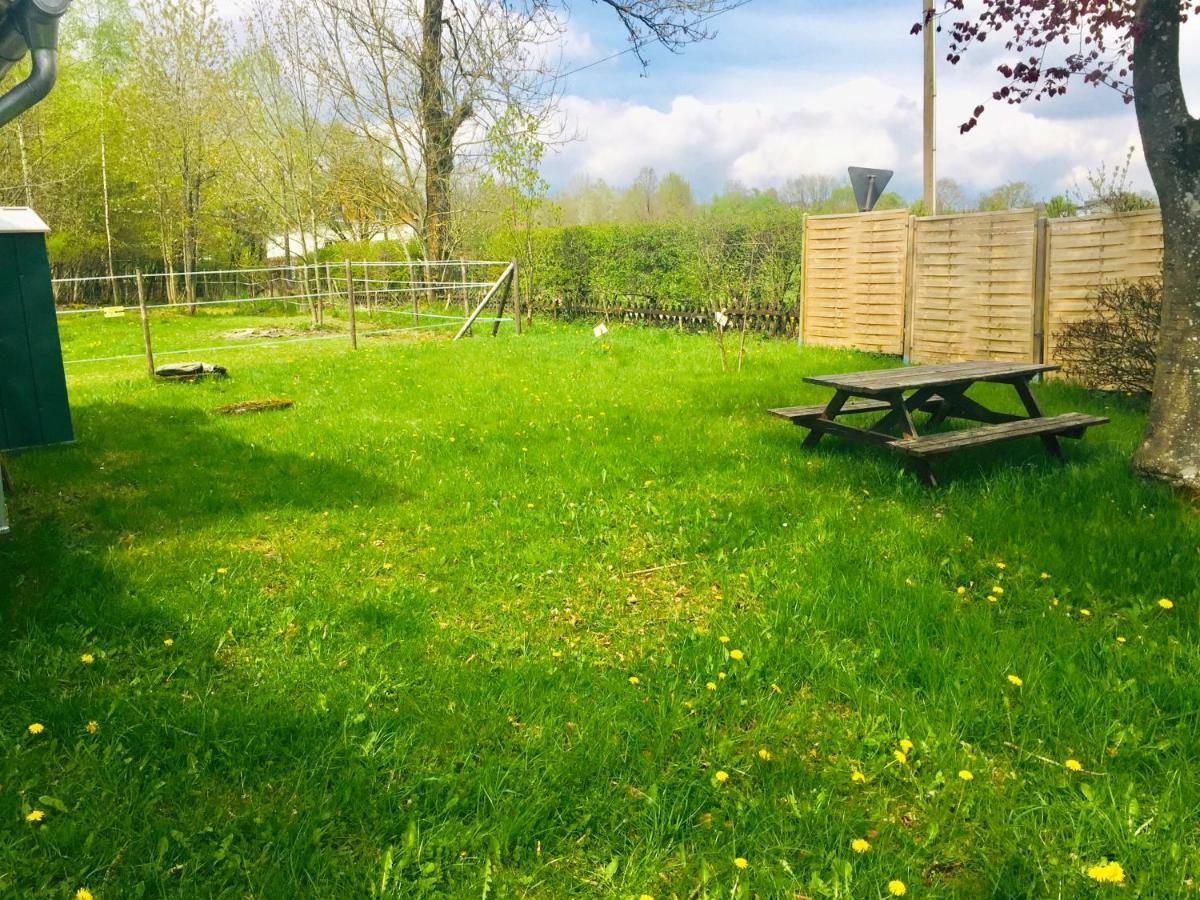 Ferienhaus Am Menzerather Weiher Моншау Екстер'єр фото